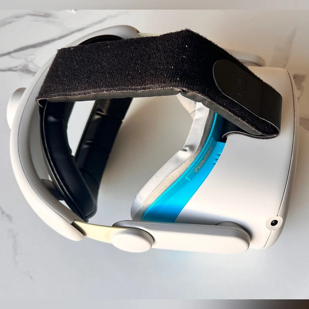 Meta Quest 2 VR Headset - 256Gb + Accessories